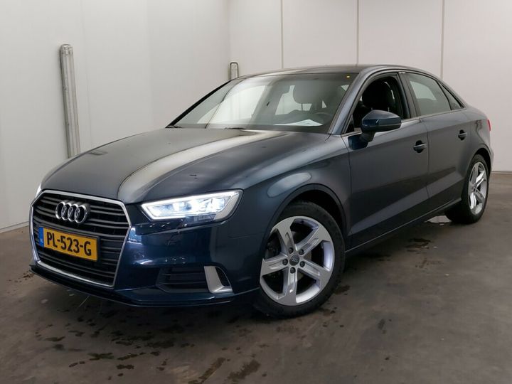 AUDI A3 2017 wauzzz8v5j1010081