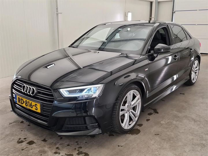 AUDI A3 2017 wauzzz8v5j1025776