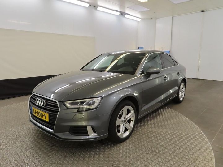 AUDI A3 LIMOUSINE 2018 wauzzz8v5j1059250