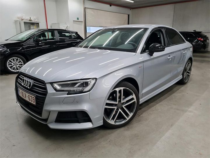 AUDI A3 2018 wauzzz8v5j1077120