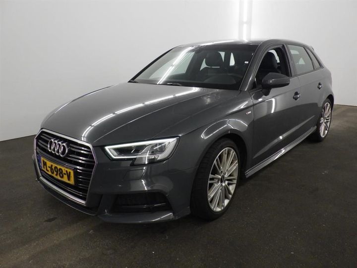 AUDI A3 SPORTBACK 2017 wauzzz8v5ja006189