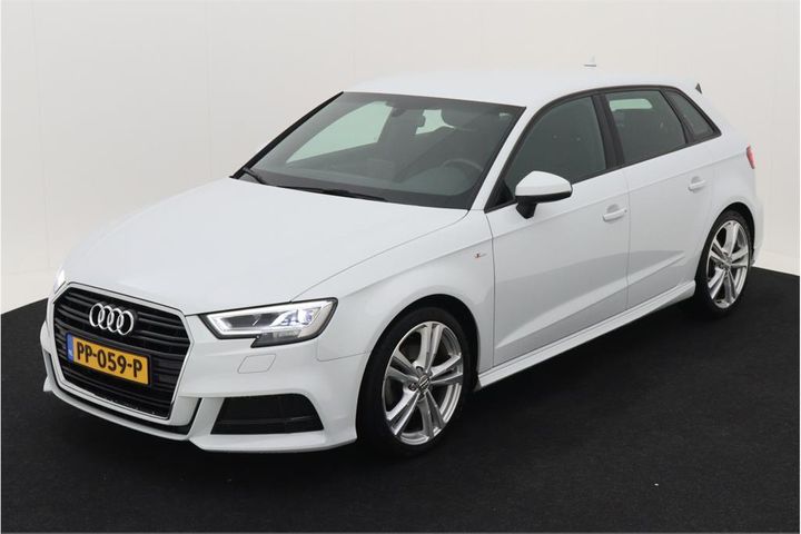 AUDI A3 SPORTBACK 2017 wauzzz8v5ja025518