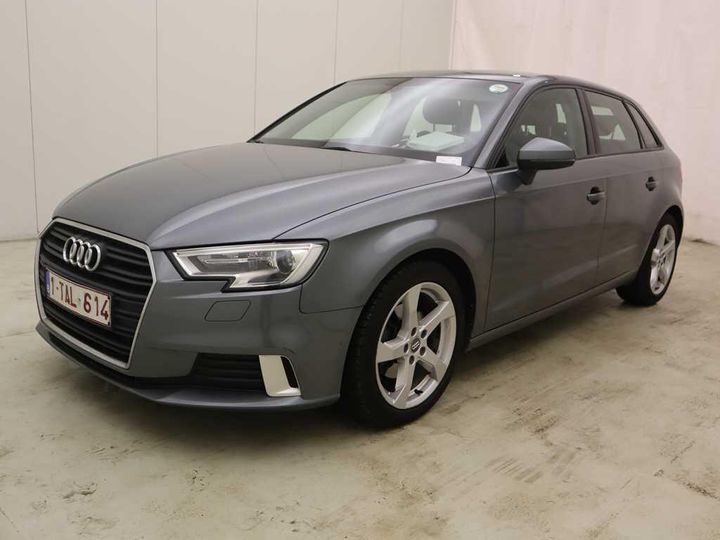 AUDI A3 2017 wauzzz8v5ja036387