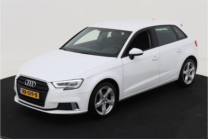 AUDI A3 SPORTBACK 2018 wauzzz8v5ja064688