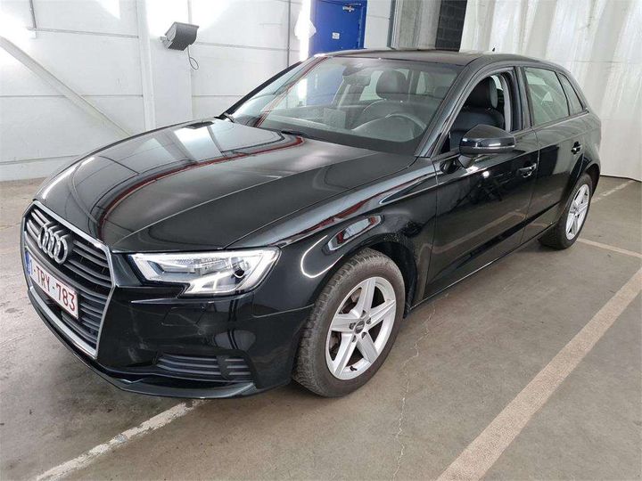 AUDI A3 SPORTBACK 2018 wauzzz8v5ja082723