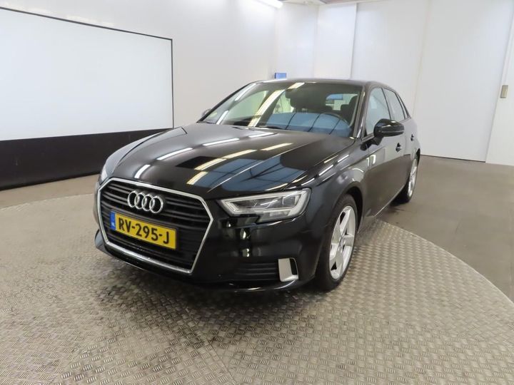 AUDI A3 SPORTBACK 2018 wauzzz8v5ja085623