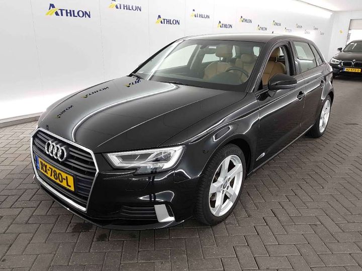 AUDI A3 SPORTBACK 2018 wauzzz8v5ja087811