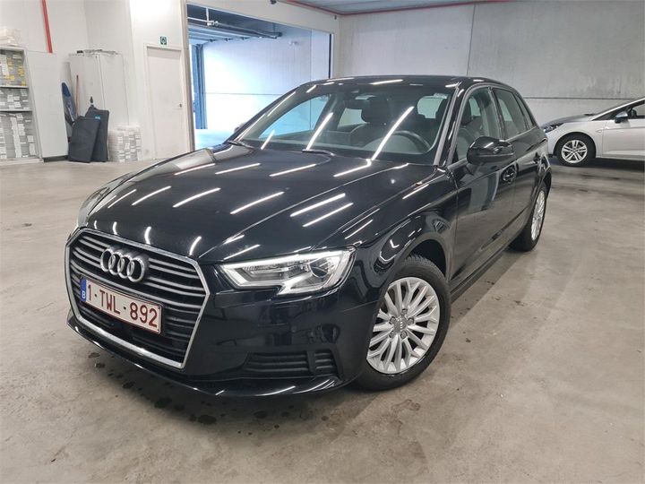 AUDI A3 SPORTBACK 2018 wauzzz8v5ja093947