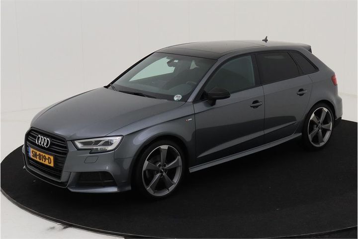 AUDI A3 SPORTBACK 2018 wauzzz8v5ja100962