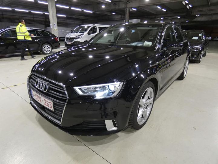 AUDI A3 SPORTBACK 2018 wauzzz8v5ja105594