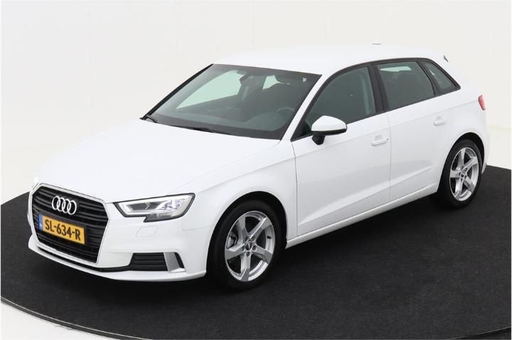 AUDI A3 SPORTBACK 2018 wauzzz8v5ja115462