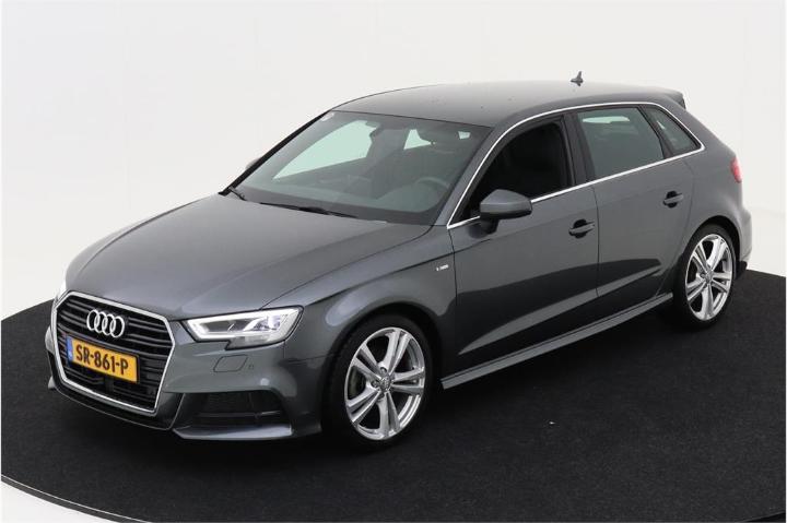 AUDI A3 SPORTBACK 2018 wauzzz8v5ja121245