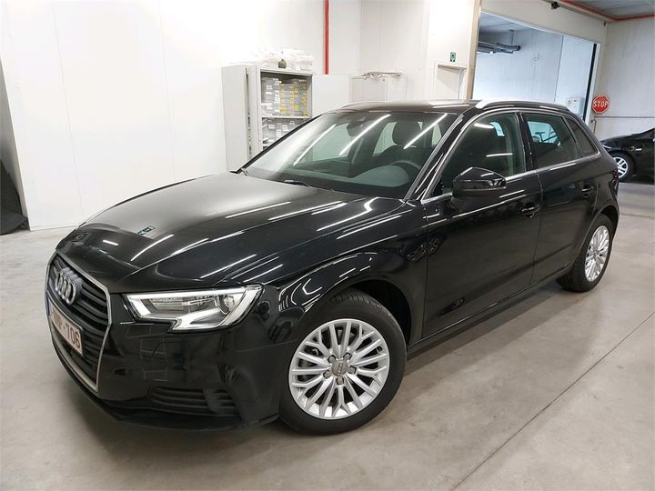 AUDI A3 SPORTBACK 2018 wauzzz8v5ja133993