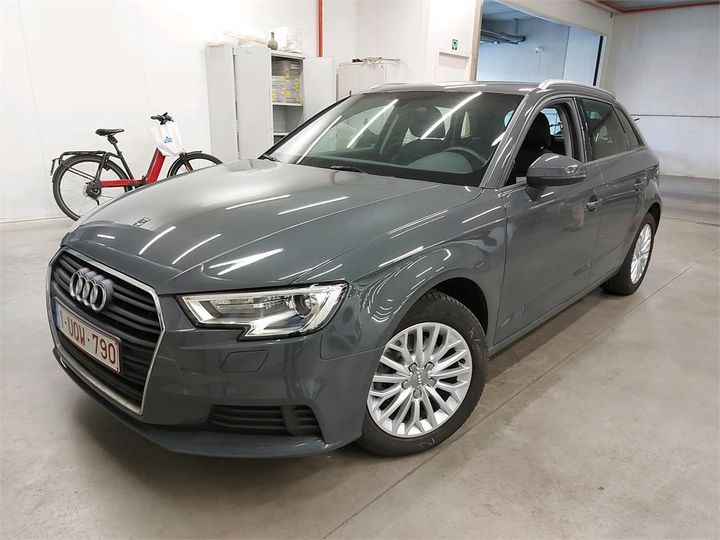 AUDI A3 SPORTBACK 2018 wauzzz8v5ja145464