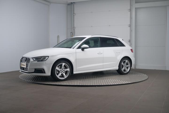 AUDI A3 SPORTBACK 2018 wauzzz8v5ja149790