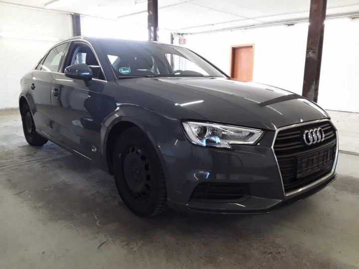 AUDI A3 2019 wauzzz8v5k1024242