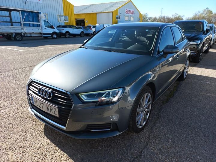 AUDI A3 2018 wauzzz8v5ka018067