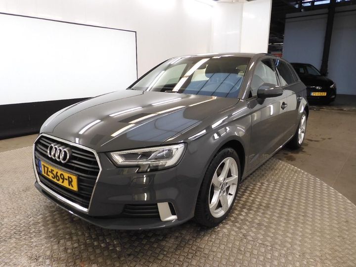 AUDI A3 SPORTBACK 2018 wauzzz8v5ka025438