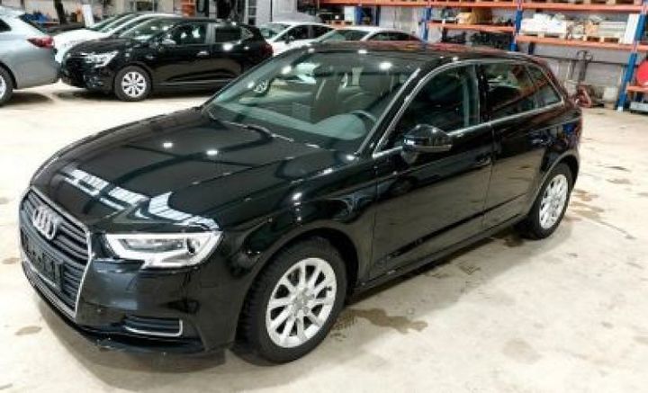 AUDI A3 2018 wauzzz8v5ka030493