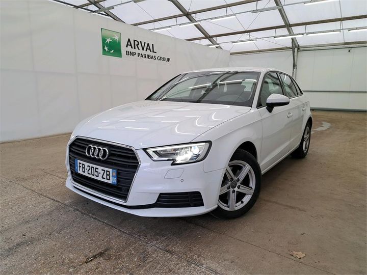 AUDI A3 SPORTBACK 2018 wauzzz8v5ka034155