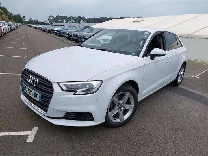 AUDI A3 SPORTBACK 2018 wauzzz8v5ka041204