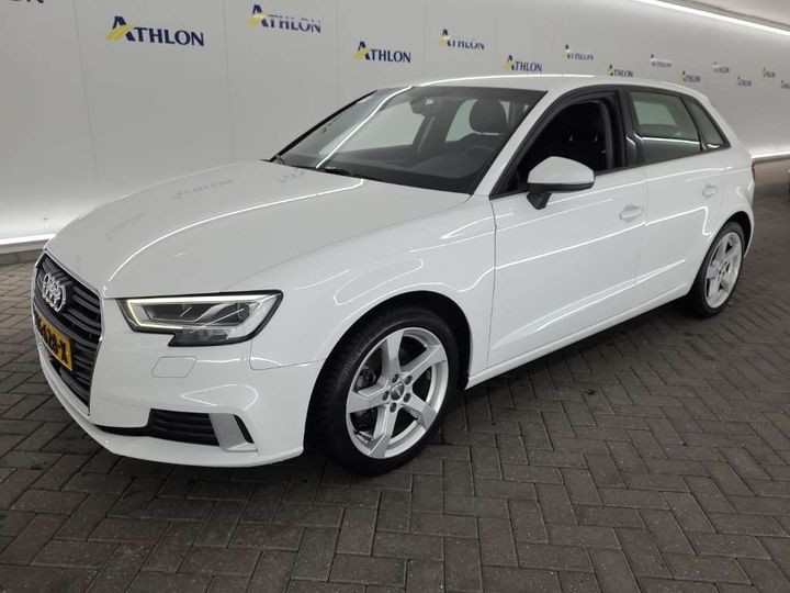 AUDI A3 SPORTBACK 2019 wauzzz8v5ka050064