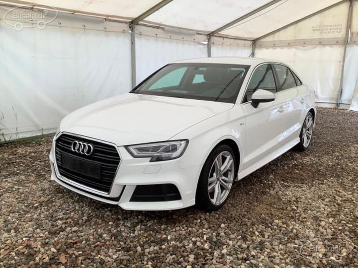 AUDI A3 SALOON 2019 wauzzz8v5ka084120