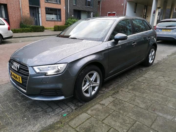 AUDI A3 2019 wauzzz8v5ka090774