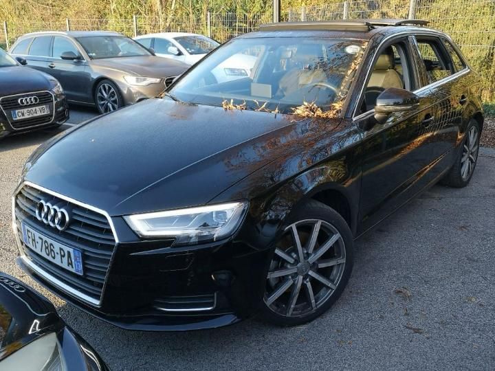 AUDI A3 SPORTBACK 2019 wauzzz8v5ka114460