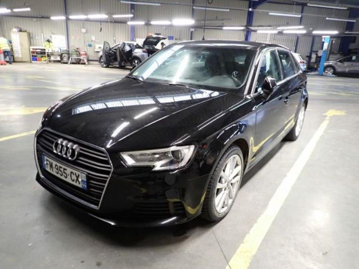 AUDI A3 SPORTBACK 2019 wauzzz8v5la036988