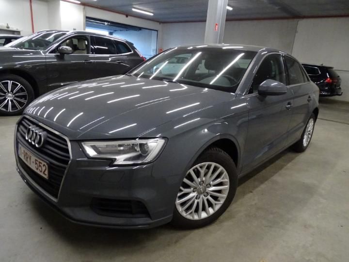 AUDI A3 BERLINE 2017 wauzzz8v6h1026140