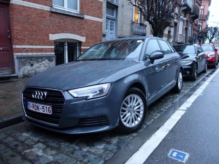 AUDI A3 SPORTBACK 2016 wauzzz8v6ha073927