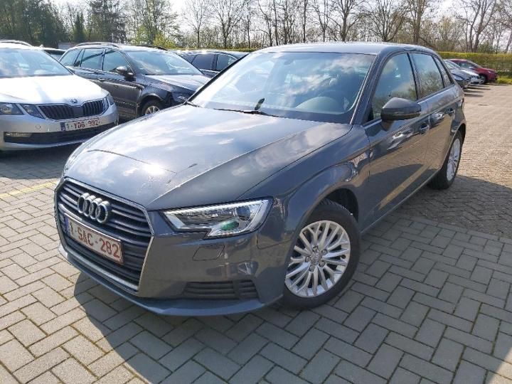 AUDI A3 SPORTBACK 2017 wauzzz8v6ha112743