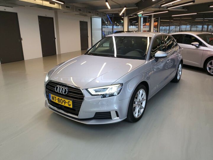 AUDI A3 SPORTBACK 2017 wauzzz8v6ha124150