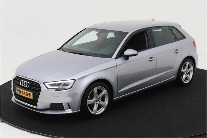 AUDI A3 SPORTBACK 2017 wauzzz8v6ha146729