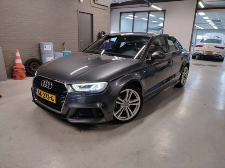 AUDI A3 LIMOUSINE 2018 wauzzz8v6j1034650