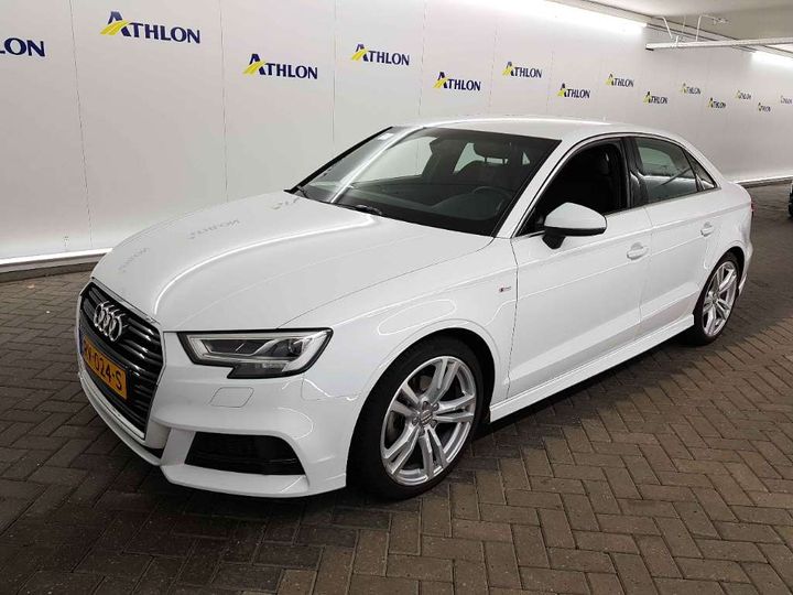 AUDI A3 LIMOUSINE 2018 wauzzz8v6j1049469