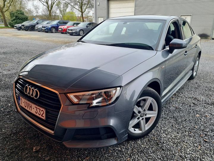 AUDI A3 BERLINE 2018 wauzzz8v6j1092046