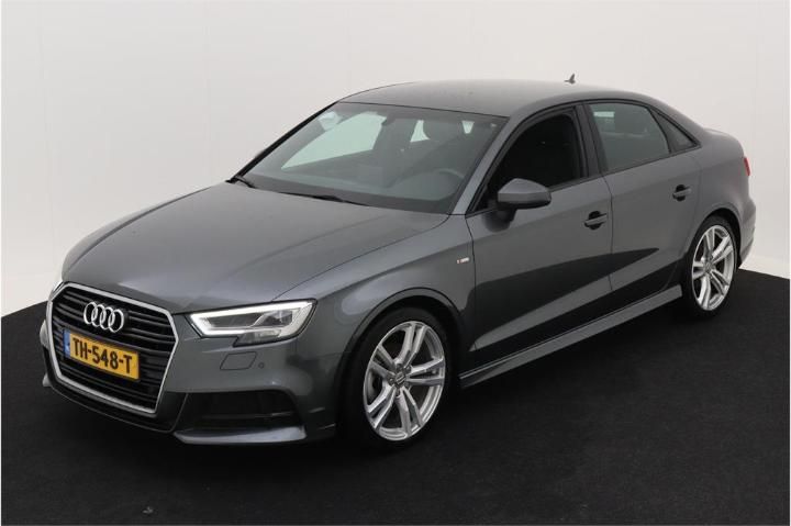 AUDI A3 LIMOUSINE 2018 wauzzz8v6j1093827