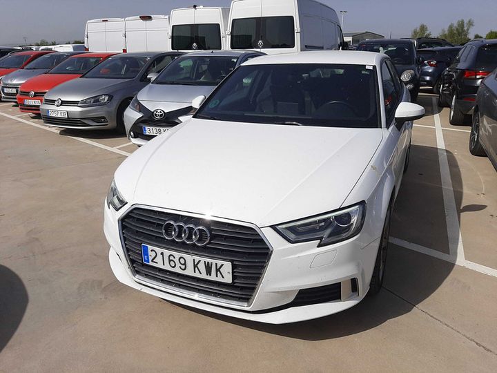 AUDI A3 2019 wauzzz8v6ja090894