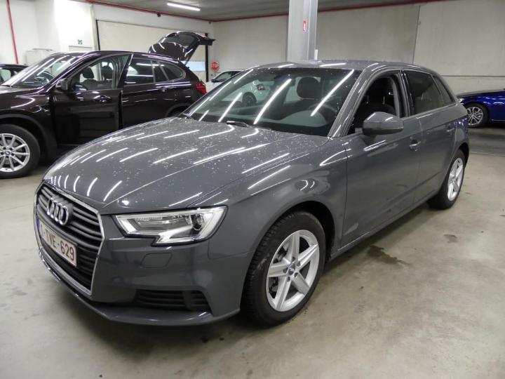 AUDI A3 SPORTBACK 2018 wauzzz8v6ja093035