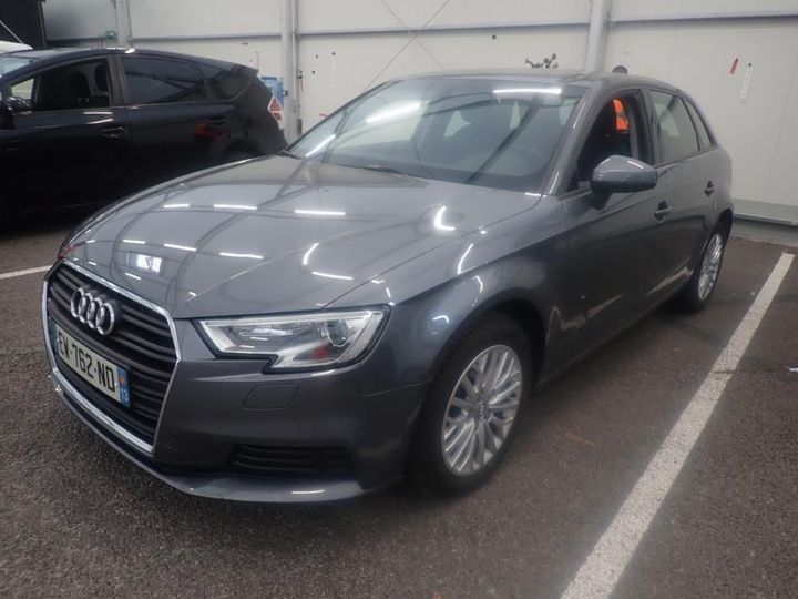 AUDI A3 SPORTBACK 2018 wauzzz8v6ja094671