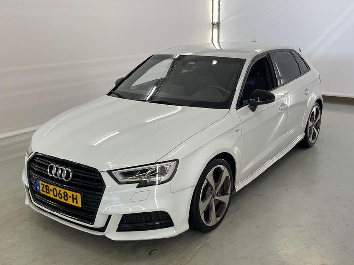 AUDI A3 2019 wauzzz8v6ja127099