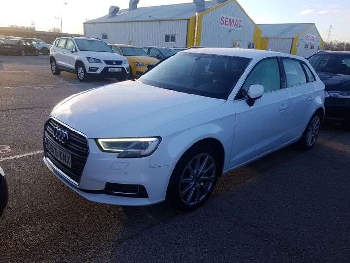 AUDI A3 2018 wauzzz8v6ja130942