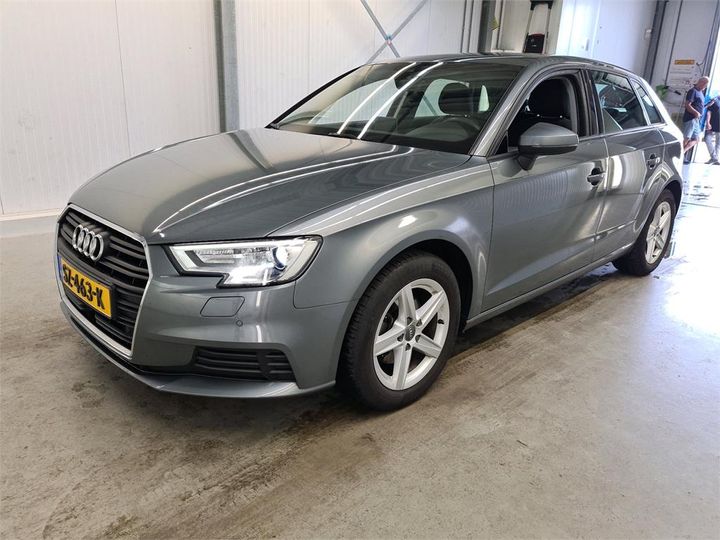 AUDI A3 2018 wauzzz8v6ja132366