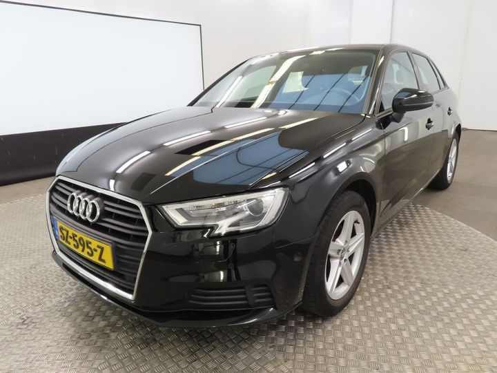 AUDI A3 SPORTBACK 2018 wauzzz8v6ja133646