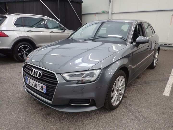 AUDI A3 SPORTBACK 2018 wauzzz8v6ja141522