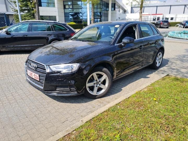 AUDI A3 SPORTBACK 2018 wauzzz8v6ja150723