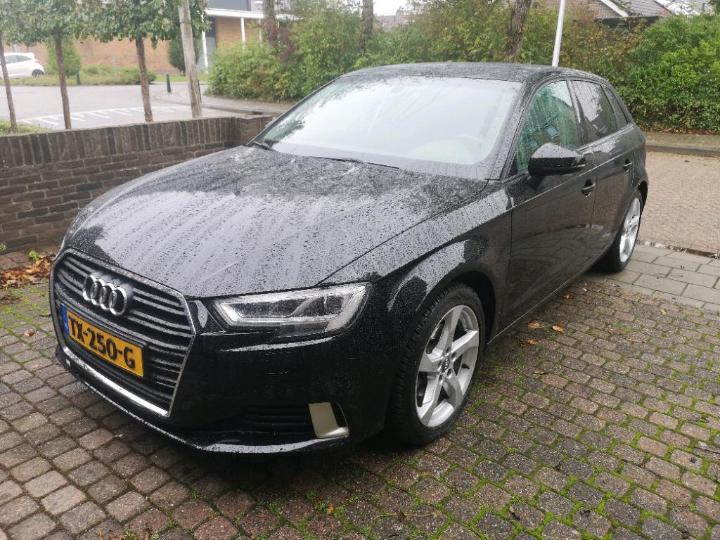 AUDI A3 2018 wauzzz8v6ka023648