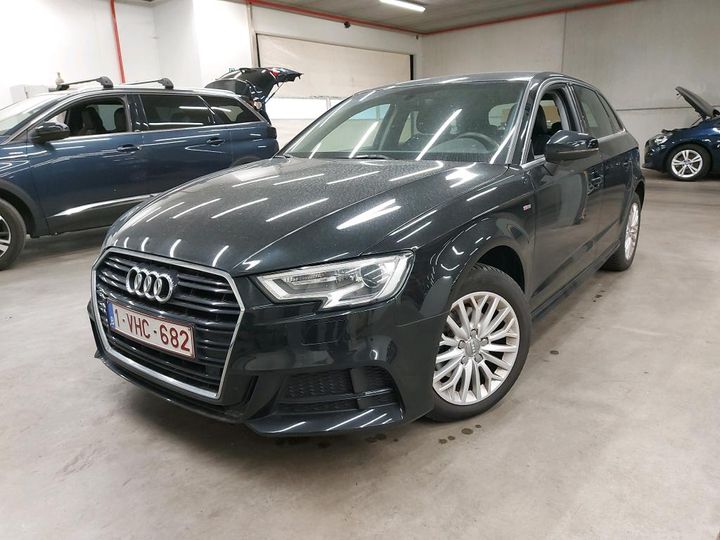 AUDI A3 SPORTBACK 2018 wauzzz8v6ka024427